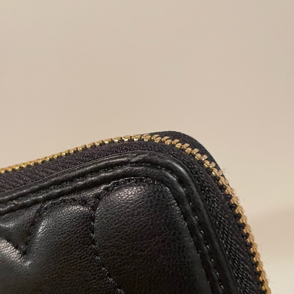 NWT Love Moschino Women's Quilted Heart Pattern wallet - Picture 6 of 6